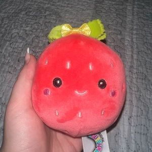 BNWT 3.5” Scarlet Strawberry Clip Squishmallow